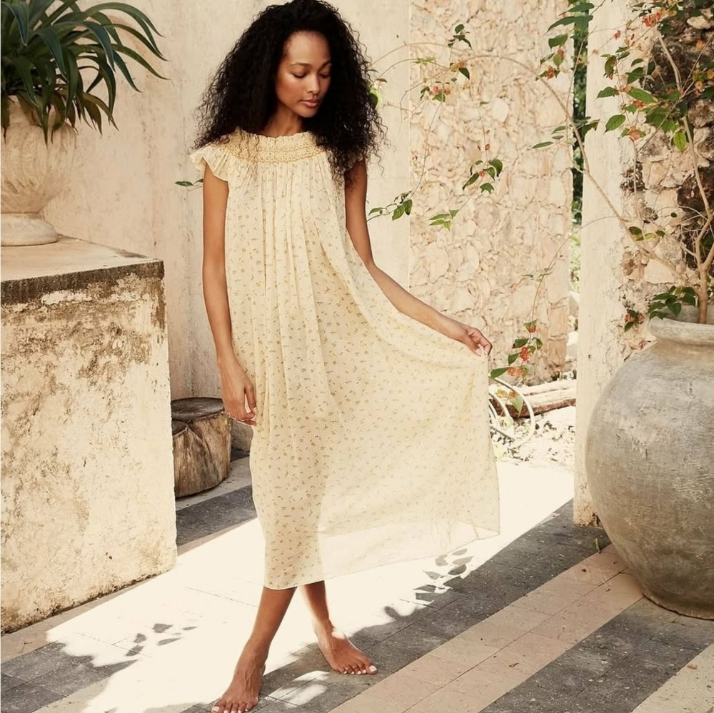 Dôen Lovisa nightgown in golden sweetpea Dress